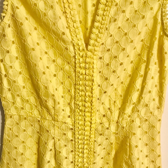 Banana Republic Eyelet Top - Picture 4 of 5